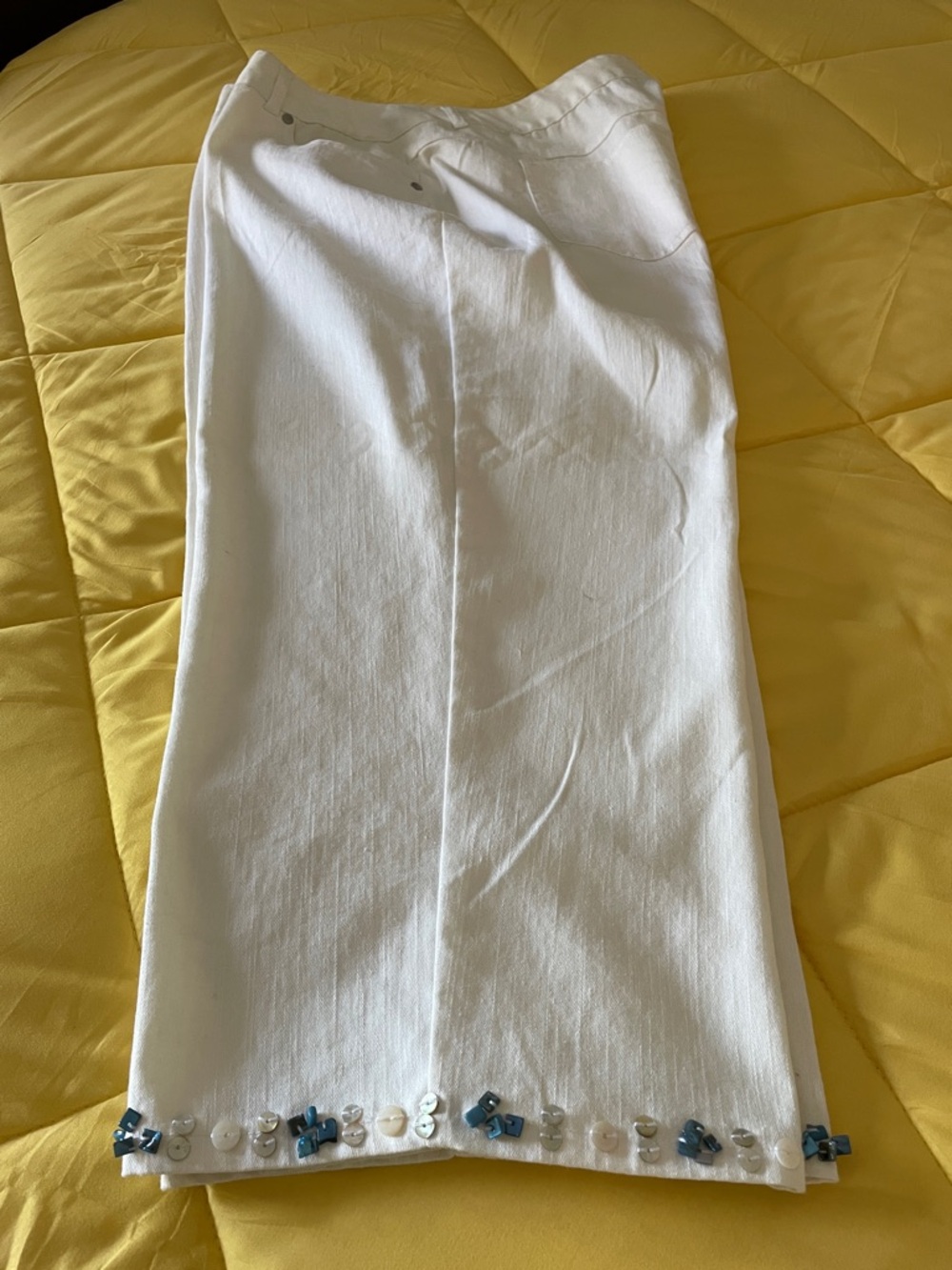 Ruby Rd. White Cropped Ankle Pants with Hem Embellishments